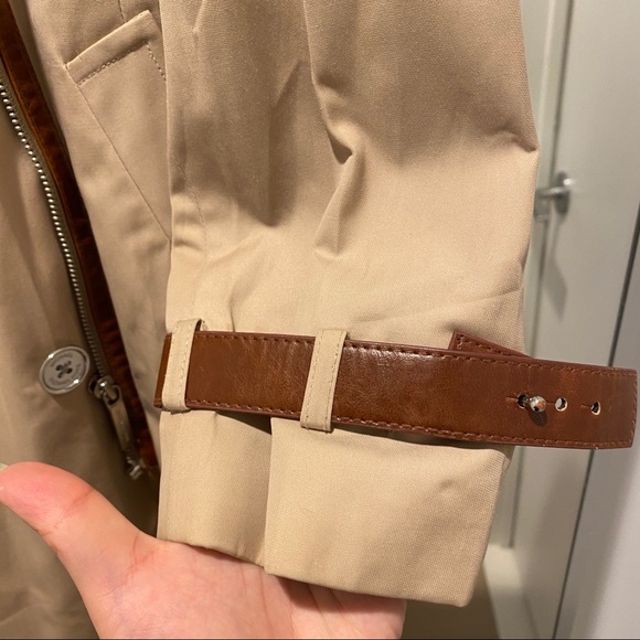 Micheal Kors Trench Coat - Picture 3 of 6